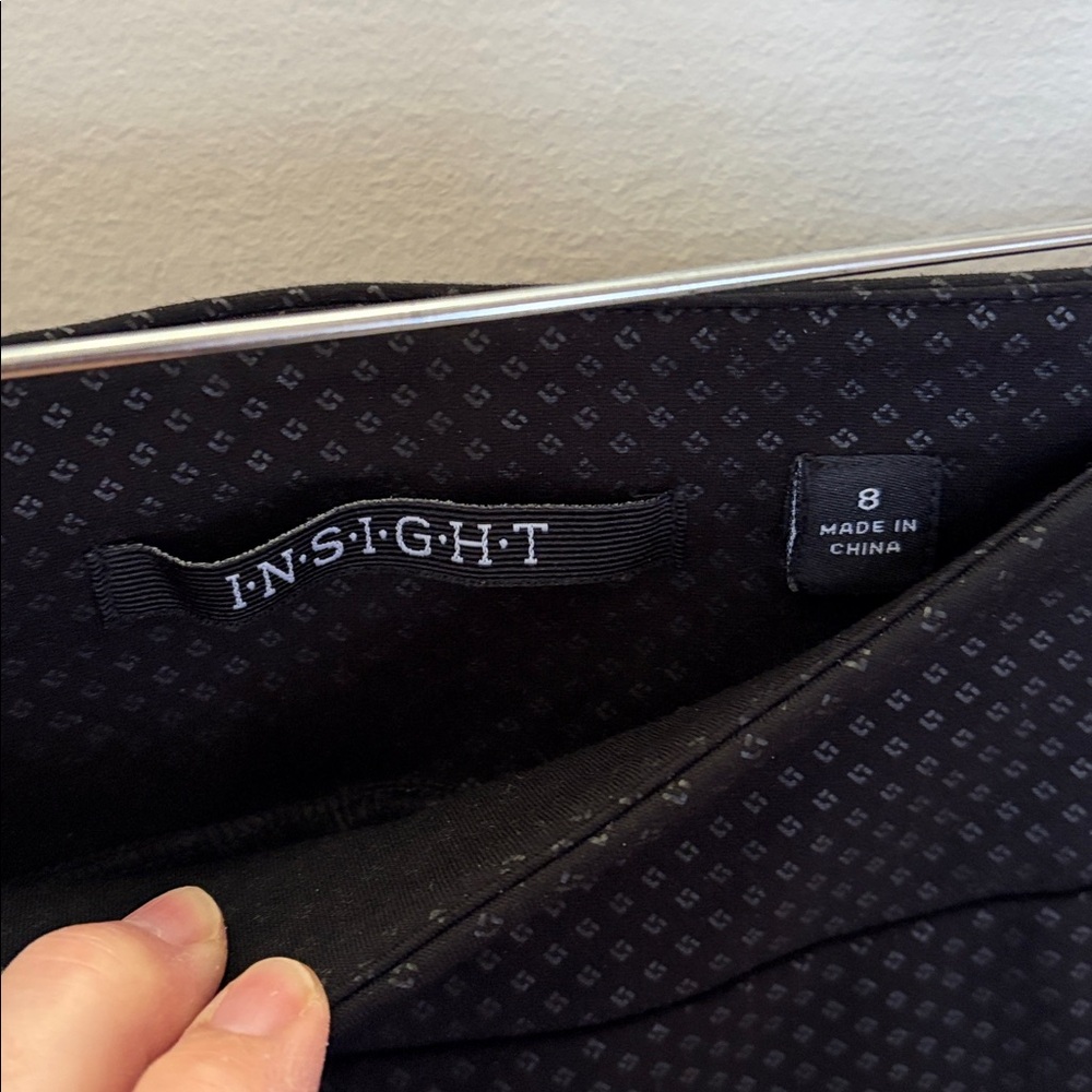 Insight Women's Pull-on Black on Black Pants Size 8 - Picture 3 of 5